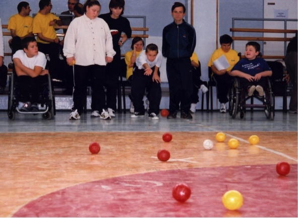 Historia wprowadzenia Bocci do Polski - I Regionalne Integracyjne Zawody Dzieci i Młodzieży w Bocci, Poznań ,1998 Historia wprowadzenia Bocci do Polski - I Regionalne Integracyjne Zawody Dzieci i Młodzieży w Bocci, Poznań ,1998 - Polska Boccia
